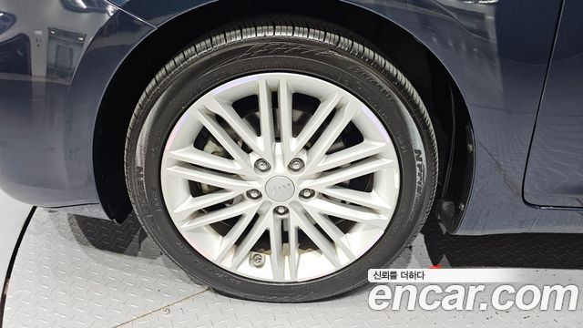 Kia Carens из Кореи Encar