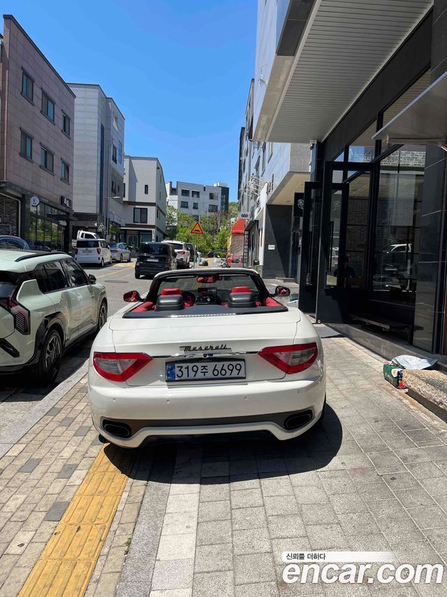 Maserati Gran Cabrio из Кореи Encar