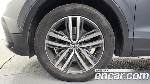 Volkswagen Tiguan 2.0 TSI Prestige — пробег 74 098 км — фото 5 из 5