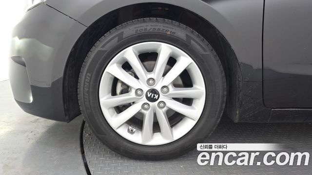 Kia K3 из Кореи Encar