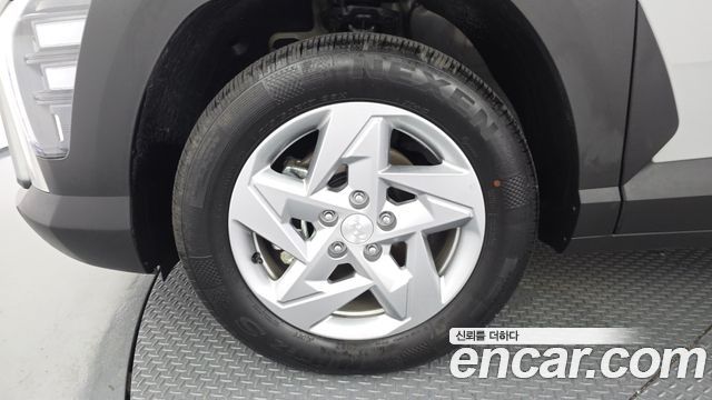 Hyundai Kona из Кореи Encar