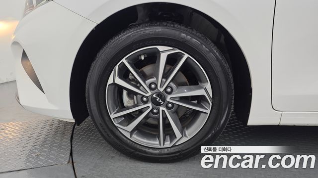 Kia K3 из Кореи Encar