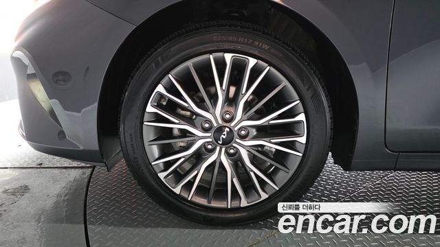 Kia K3 из Кореи Encar