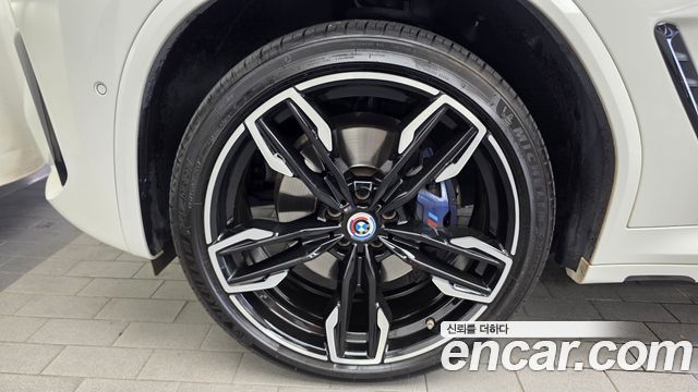 BMW X4 xDrive M40i — пробег 38 045 км — фото 5 из 5