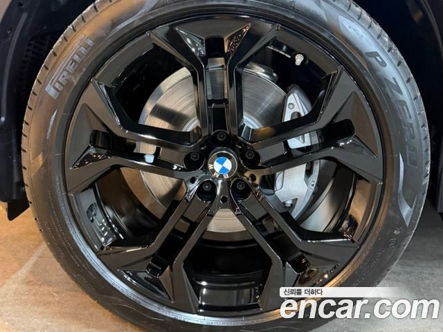 BMW X5 xDrive 40i xLine — пробег 2 860 км — фото 5 из 5