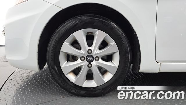 Hyundai Accent из Кореи Encar