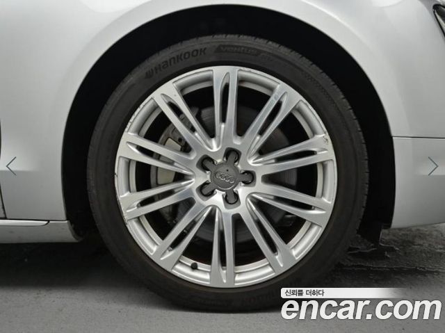 Audi A8 из Кореи Encar