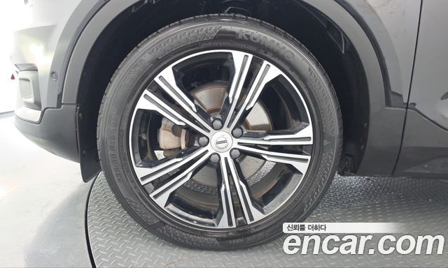 Volvo XC40 из Кореи Encar