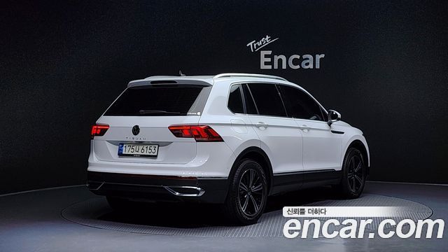 Volkswagen Tiguan 2.0 TDI Premium — пробег 55 142 км — фото 2 из 5