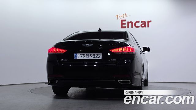 Hyundai Genesis из Кореи Encar