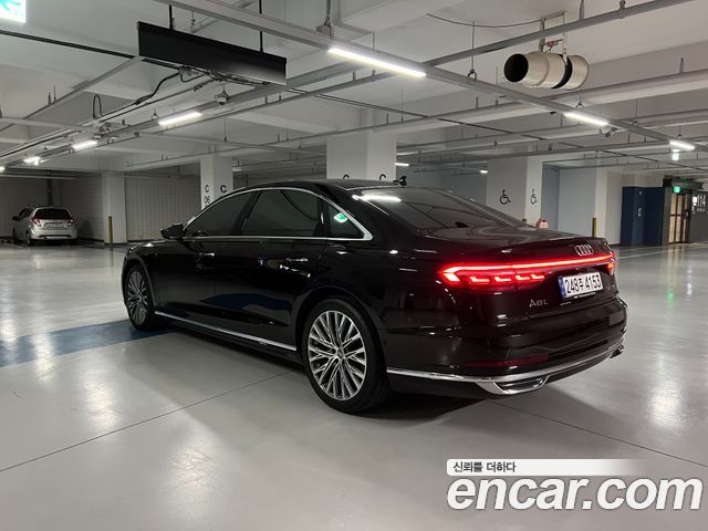 Audi A8 60 TFSI Quattro LWB — пробег 39 400 км — фото 5 из 5