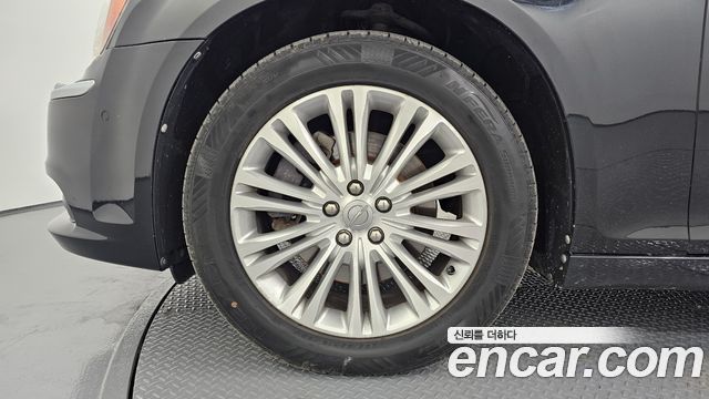 Chrysler 300C из Кореи Encar