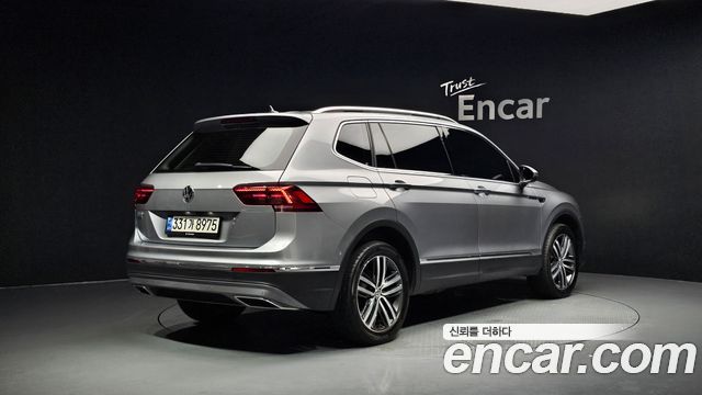 Volkswagen Tiguan 2.0 TDI Prestige — пробег 122 649 км — фото 2 из 5