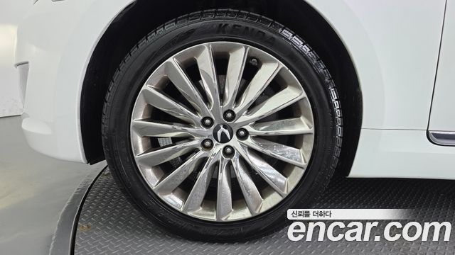 Hyundai Equus из Кореи Encar