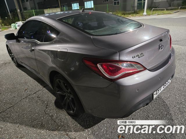 Hyundai Genesis из Кореи Encar