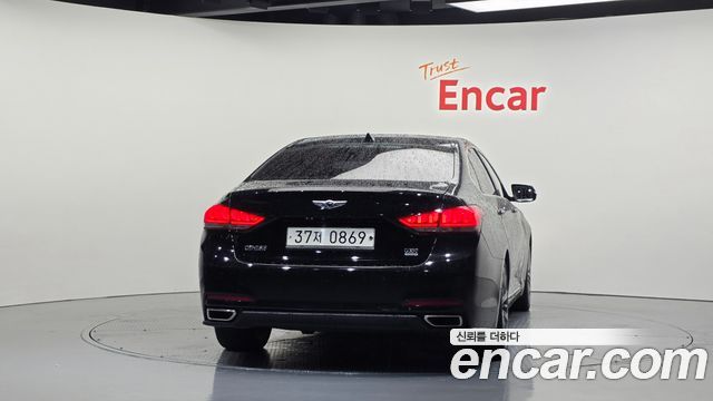 Hyundai Genesis из Кореи Encar