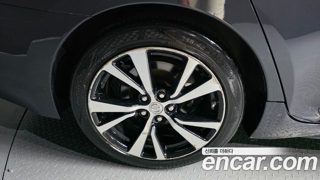 Nissan Maxima из Кореи Encar