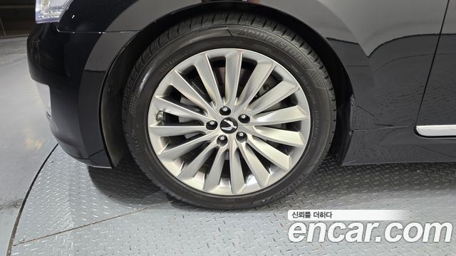 Hyundai Equus из Кореи Encar