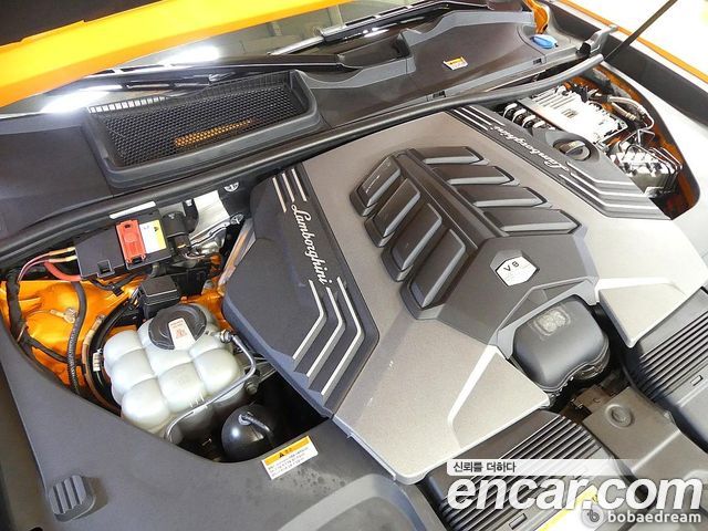 Lamborghini Urus 4.0 V8 — пробег 29 000 км — фото 5 из 5