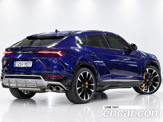 Lamborghini Urus 4.0 V8 — пробег 23 000 км — фото 4 из 5