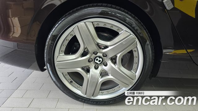 Bentley Flying Spur из Кореи Encar