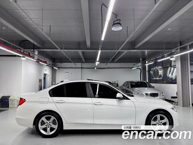 BMW 3-Series из Кореи Encar