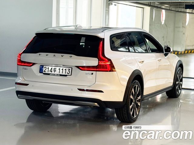 Volvo V60 из Кореи Encar
