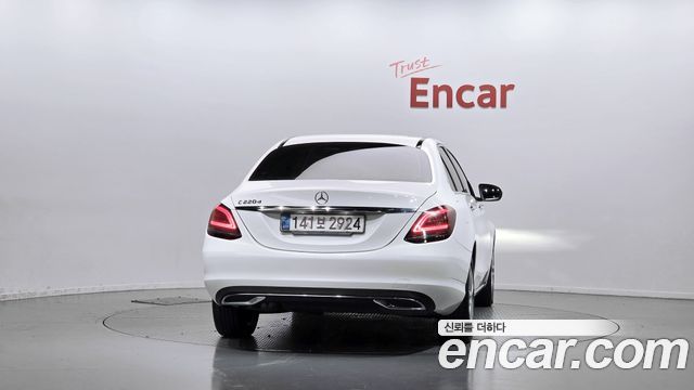 Mercedes-Benz C-Class из Кореи Encar