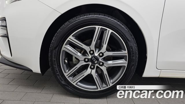 Kia K3 из Кореи Encar