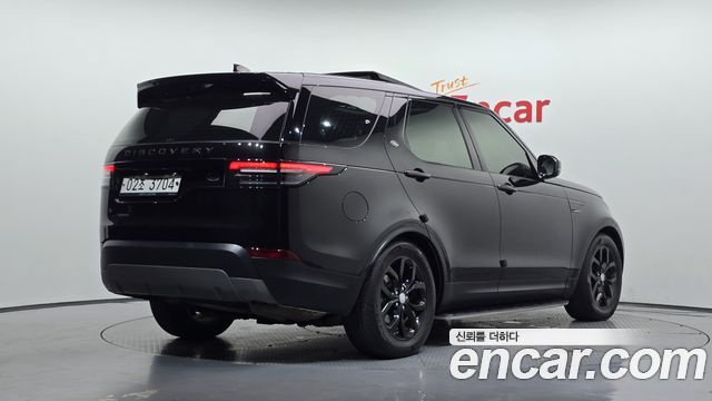 Land Rover Discovery 2.0 SD4 SE — пробег 97 366 км — фото 2 из 5