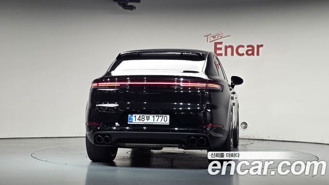 Porsche Cayenne 3.0 S E-Hybrid Coupe — пробег 24 922 км — фото 4 из 5
