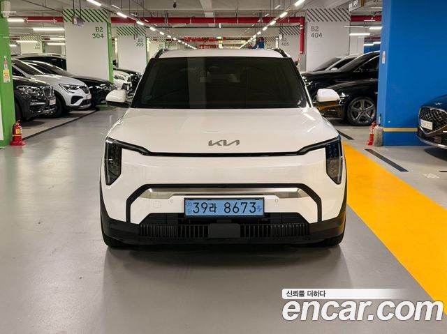 Kia EV3 Long Range 2WD Earth — пробег 29 130 км — фото 3 из 5