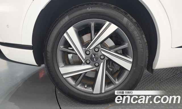 Genesis GV70 из Кореи Encar