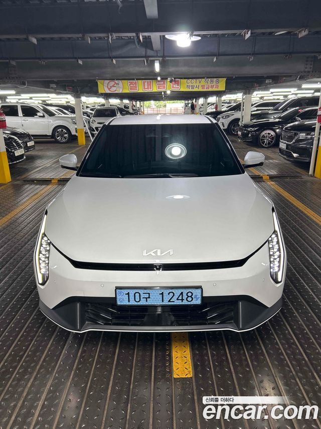 Kia EV4 из Кореи Encar