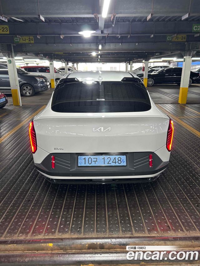 Kia EV4 из Кореи Encar