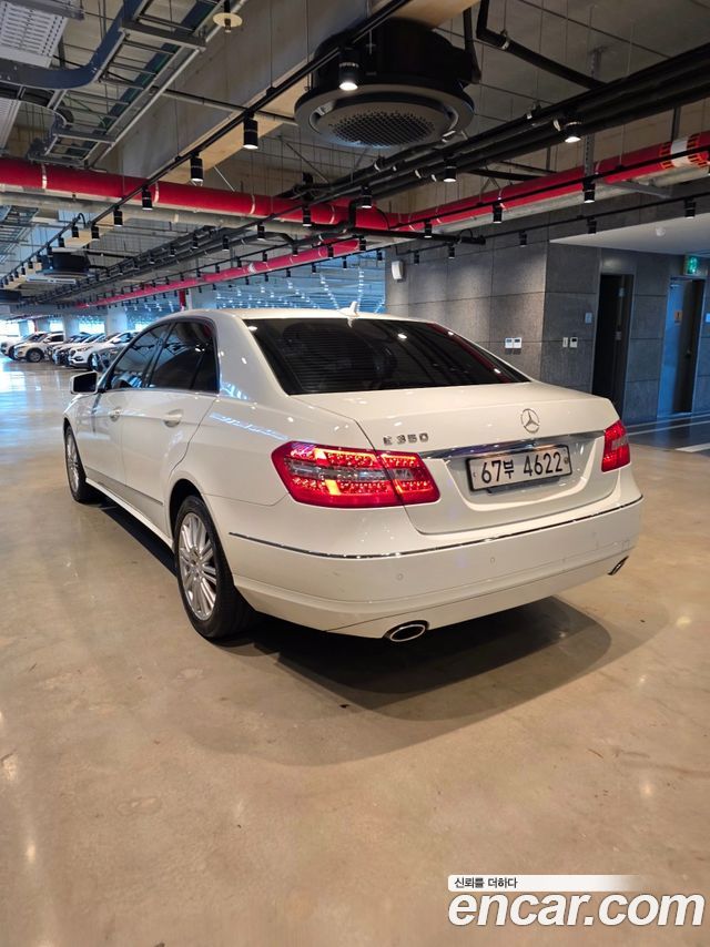 Mercedes-Benz E-Class E300 Elegance — пробег 90 000 км — фото 5 из 5