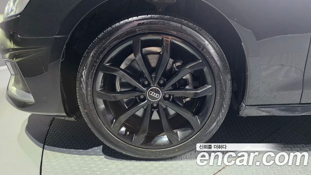 Audi A4 из Кореи Encar