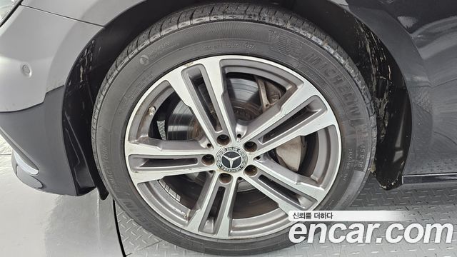 Mercedes-Benz E-Class E350 4MATIC Avantgarde — пробег 86 100 км — фото 5 из 5