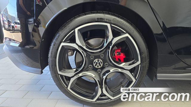 Volkswagen Golf из Кореи Encar