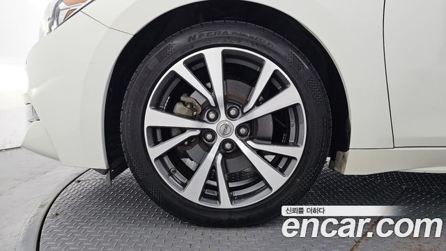 Nissan Maxima из Кореи Encar