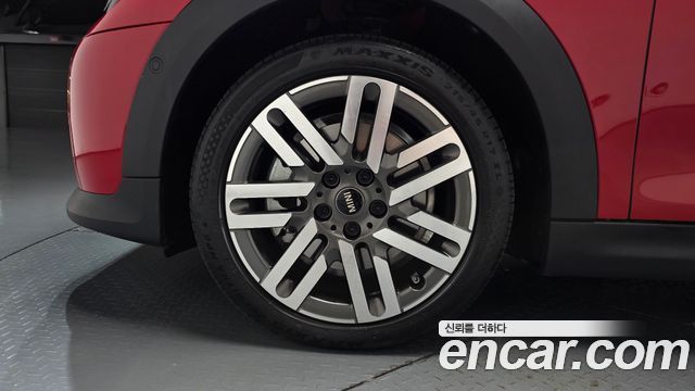 Mini Cooper Classic — пробег 1 540 км — фото 5 из 5