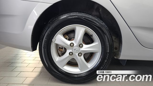 Hyundai Accent из Кореи Encar