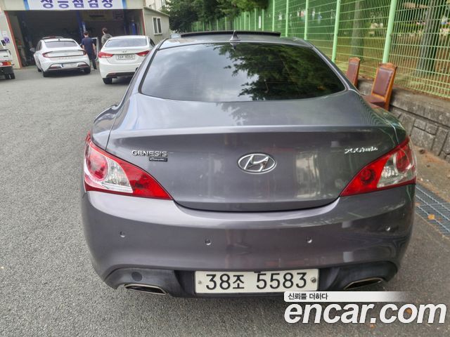 Hyundai Genesis из Кореи Encar