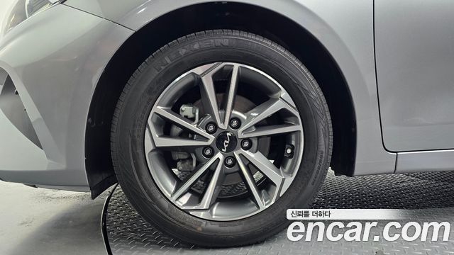 Kia K3 из Кореи Encar