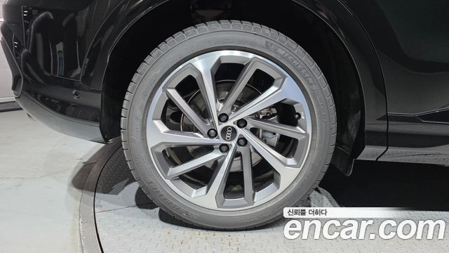 Audi Q5 45 TFSI Quattro S line — пробег 36 км — фото 5 из 5