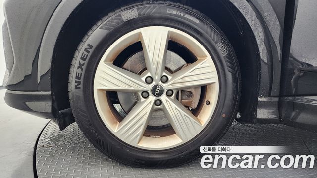 Audi Q4 e-tron из Кореи Encar