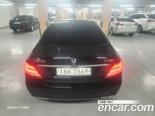 Hyundai Equus из Кореи Encar