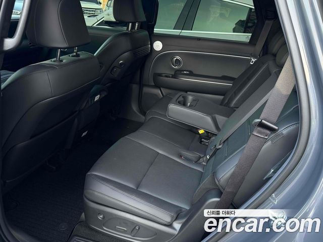 Hyundai Palisade HEV 2.5T 4WD 9-Seater Calligraphy — пробег 5 700 км — фото 4 из 4