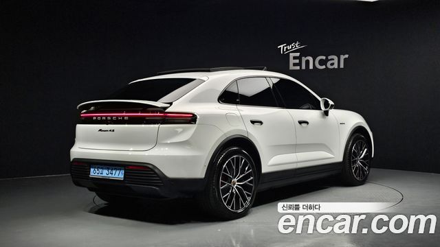 Porsche Macan из Кореи Encar