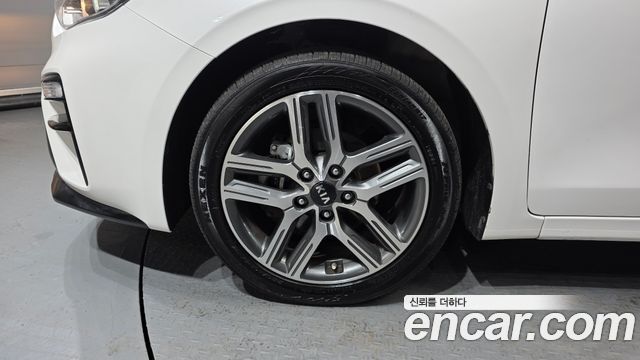 Kia K3 Luxury — пробег 72 322 км — фото 5 из 5